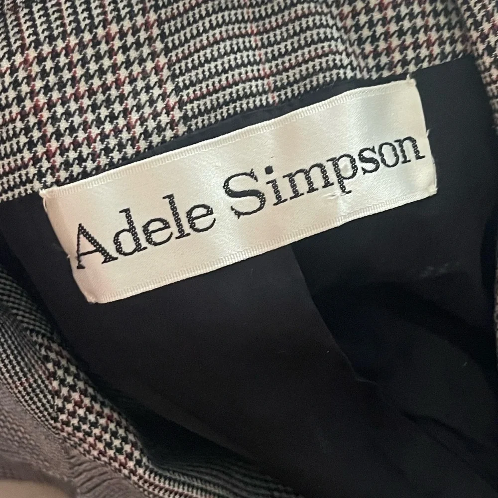 Vintage Adele Simpson cropped black white blazer - Picture 3 of 7